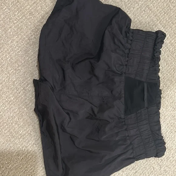 Altard state high waisted shorts! - Picture 2 of 6